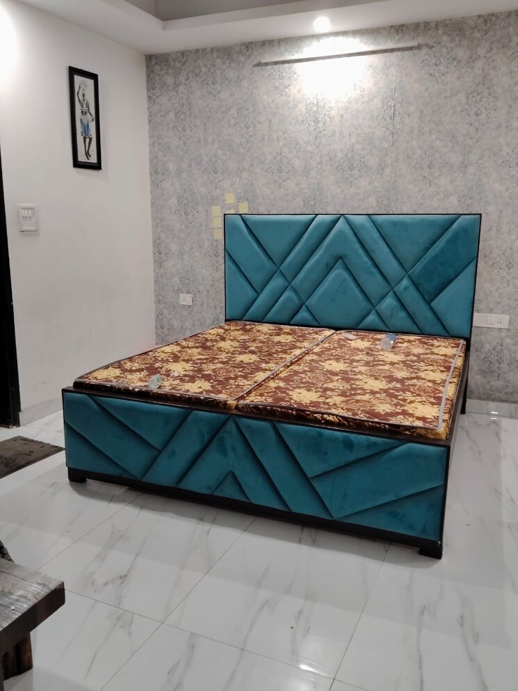 Bedroom, sector 30 3 Bedroom 1700 Sq.Ft. Builder Floor In Sector 30 Gurgaon 9185191