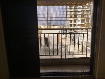 Room in 1 BHK Apartment at Taloja Sector 26 – for Sale