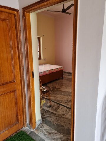 Bedroom in 2 BHK Independent House at Vijay Park – for Rent