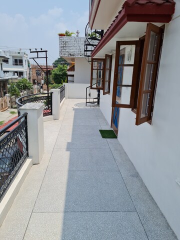 Balcony in 2 BHK Independent House at Vijay Park – for Rent