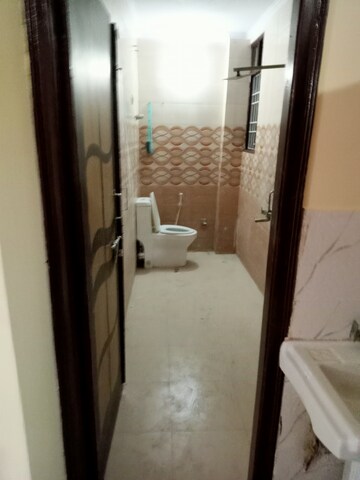 Building Lobby in 1 BHK Builder Floor at Maidan Garhi – for Rent