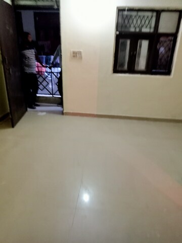 Room in 1 BHK Builder Floor at Maidan Garhi – for Rent