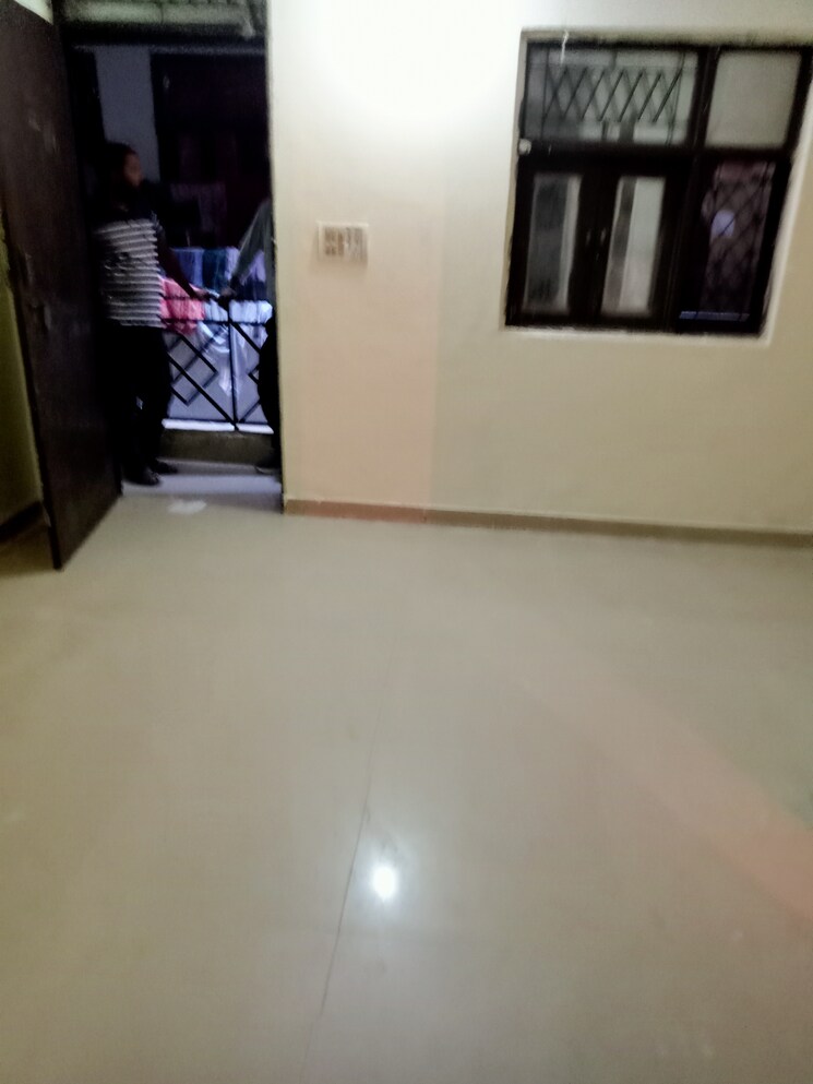 Room, maidan garhi 1 Bedroom 450 Sq.Ft. Builder Floor In Maidan Garhi Delhi 9185234