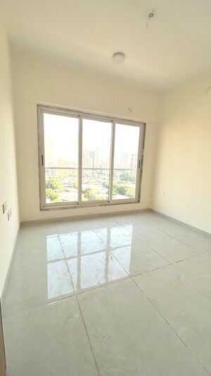 Room in 2 BHK Apartment at Ekta Tripolis, Goregaon West – for Rent
