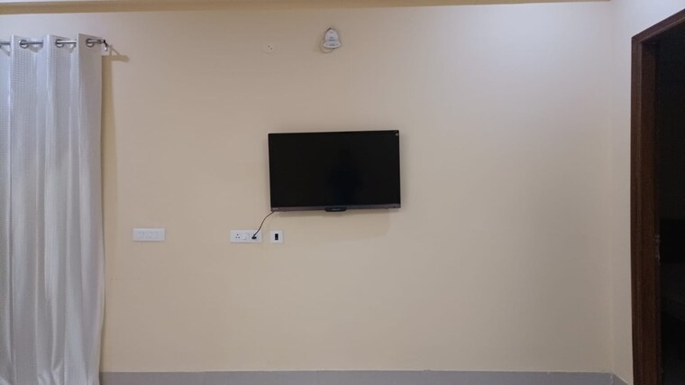 undefined, sector 40 3 Bedroom 1800 Sq.Ft. Builder Floor In Sector 40 Gurgaon 9185232