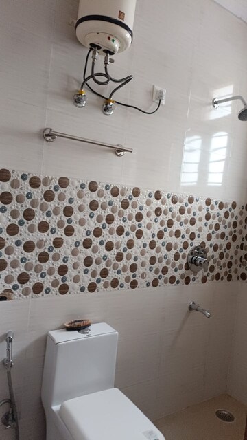 Bathroom in 3 BHK Builder Floor at Sector 40 – for Rent