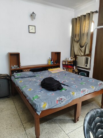 Bedroom in 1 RK Villa at RWA Apartments Sector 27, Sector 27 – for Rent