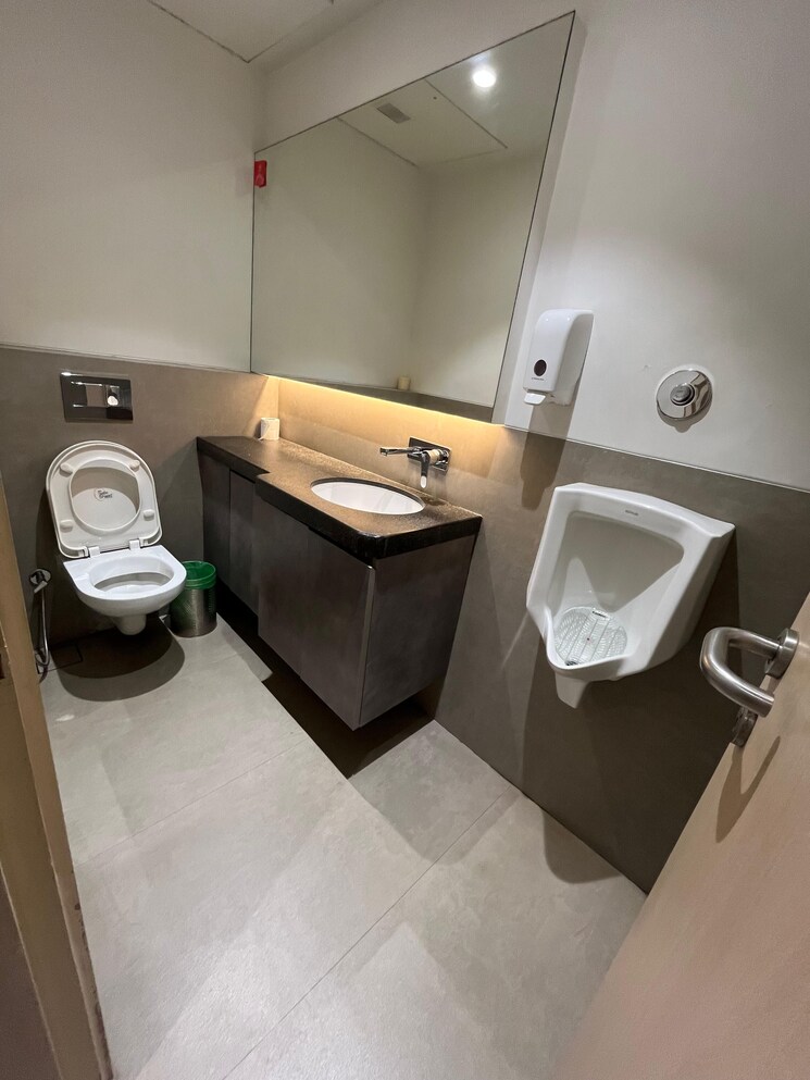 Team Area, kohinoor-square-phase-2 Commercial Office Space 4100 Sq.Ft. In Dadar West Mumbai 9185246