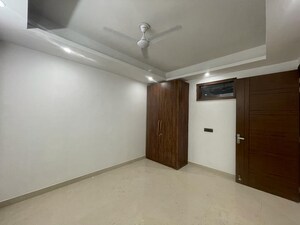 2 BHK Apartment For Sale in Madangir