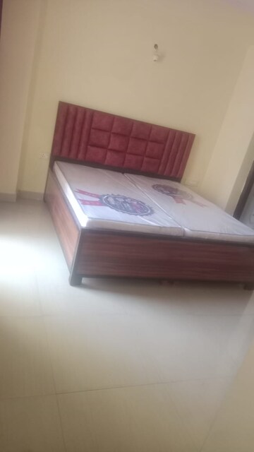 Bedroom in  Pg at Sector 75 – for Rent