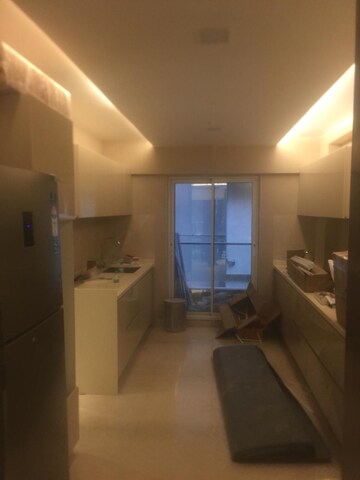 Living Room in 3.5 BHK Apartment at Marble Palace, Bandra West – for Rent