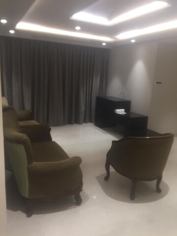 Team Area in 3.5 BHK Apartment at Marble Palace, Bandra West – for Rent