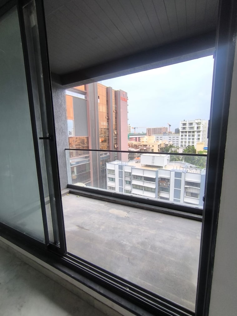 Balcony, dlh-dawn 3 Bedroom 1460 Sq.Ft. Apartment In Santacruz West Mumbai 9185301