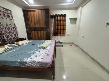 Bedroom in 2 BHK Apartment at Jains Carlton Creek, Manikonda – for Rent