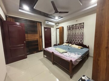 Bedroom in 2 BHK Apartment at Jains Carlton Creek, Manikonda – for Rent