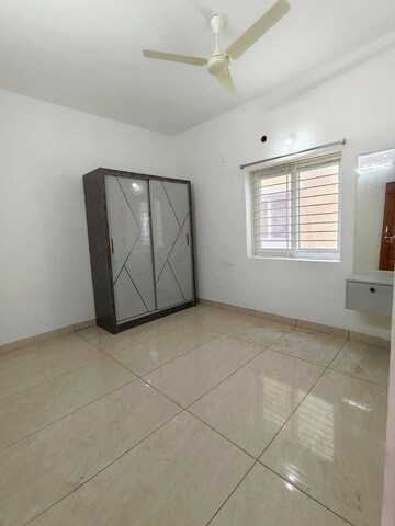 Room in 1 BHK Apartment at Kondapur – for Rent