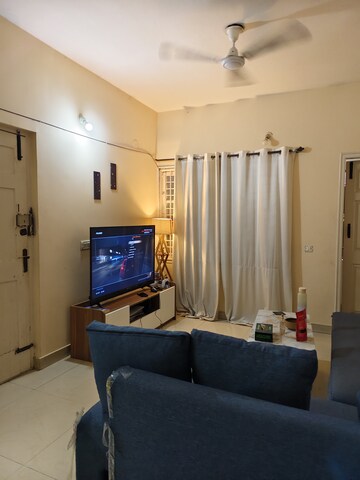 Living Room in 2 BHK Builder Floor at Halasuru – for Rent