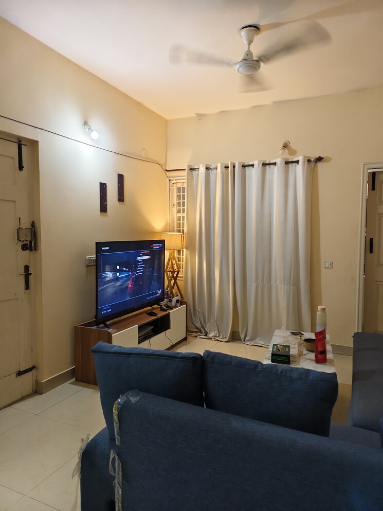 Living Room, halasuru 2 Bedroom 1000 Sq.Ft. Builder Floor In Halasuru Bangalore 9185331