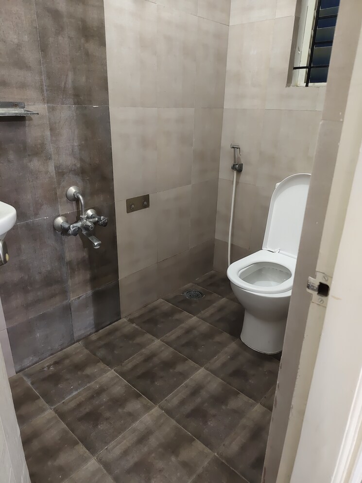 Bathroom, halasuru 2 Bedroom 1000 Sq.Ft. Builder Floor In Halasuru Bangalore 9185331