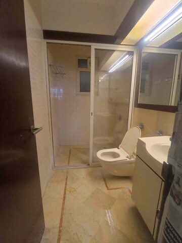 Bathroom in 4 BHK Apartment at Vinayak Heights Bandra, Bandra West – for Rent