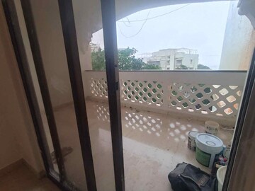 Balcony in 4 BHK Apartment at Vinayak Heights Bandra, Bandra West – for Rent