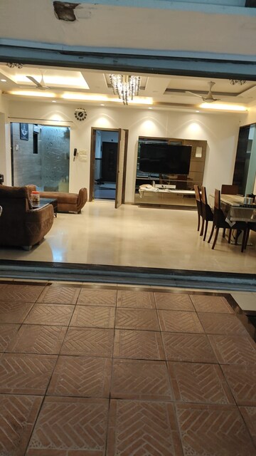 4 BHK Apartment For Sale in Joy White House, Santacruz West