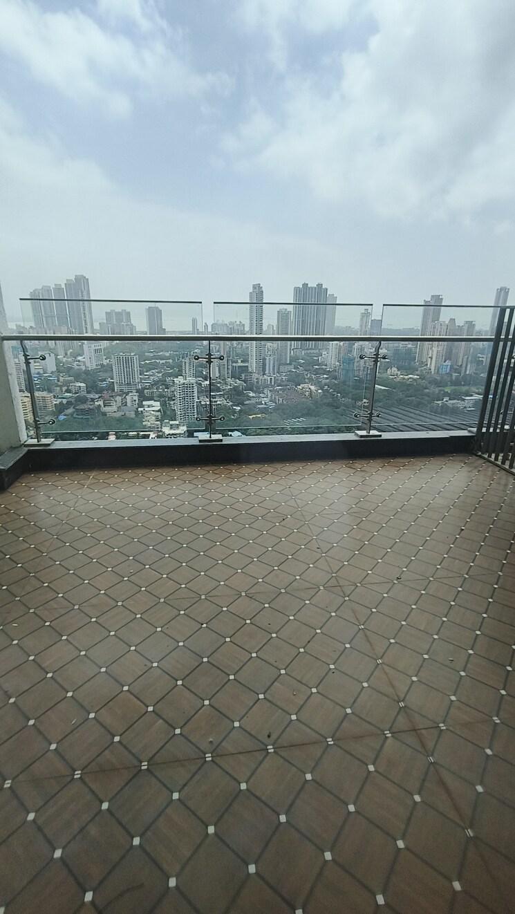 Balcony, indiabulls-sky-forest 3 Bedroom 1750 Sq.Ft. Apartment In Lower Parel Mumbai 9185388