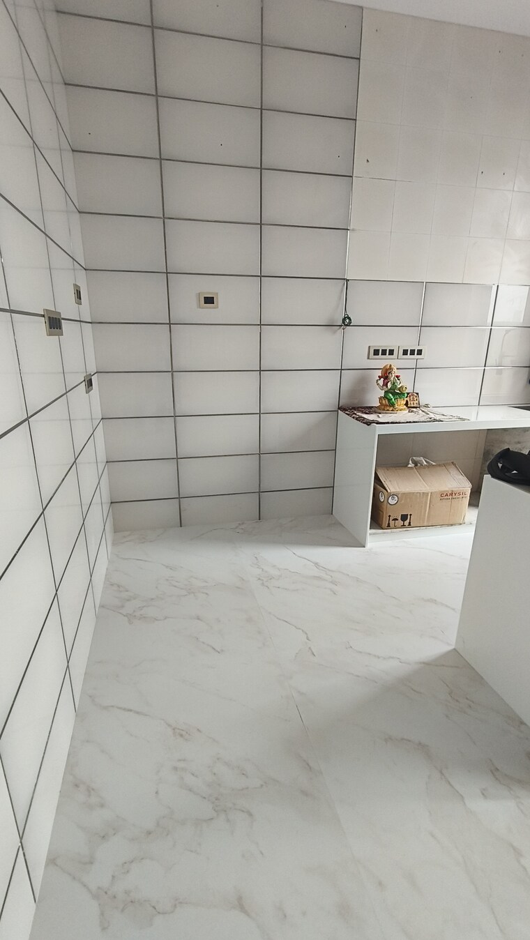 Kitchen, indiabulls-sky-forest 3 Bedroom 1750 Sq.Ft. Apartment In Lower Parel Mumbai 9185388