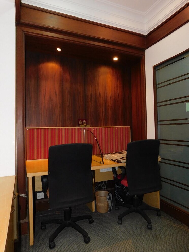 Living Room, kamla-trade-world Commercial Office Space 2450 Sq.Ft. In Lower Parel Mumbai 9185376