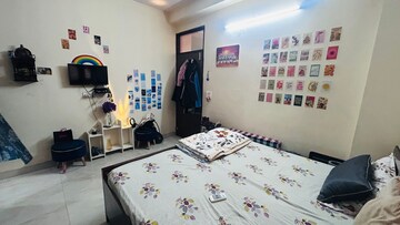 Bedroom in 1 RK Builder Floor at Sector 39 – for Rent