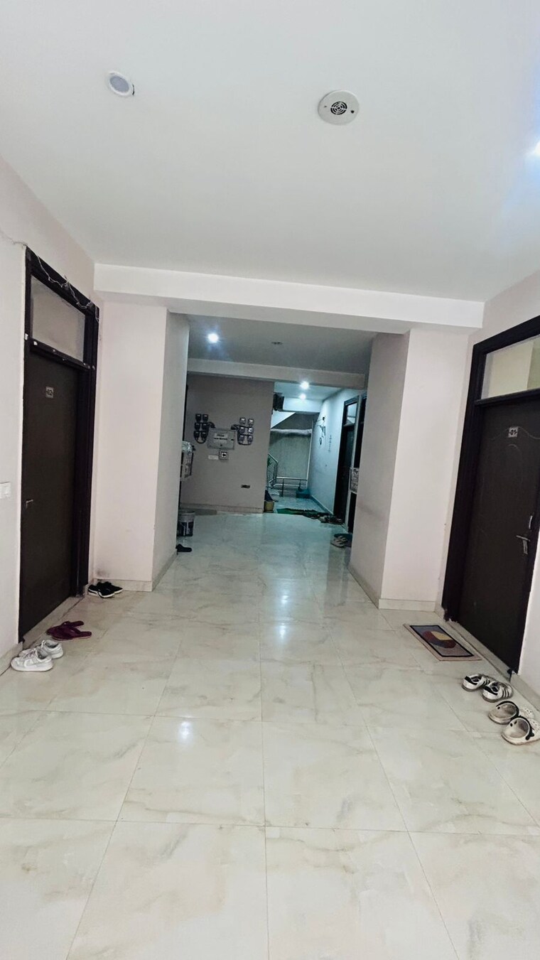Room, sector 39 1 RK 647 Sq.Ft. Builder Floor In Sector 39 Gurgaon 9185381