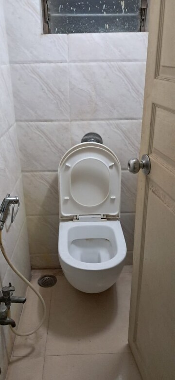 Master Bedroom in 2 BHK Apartment at The Baya Victoria, Byculla – for Rent