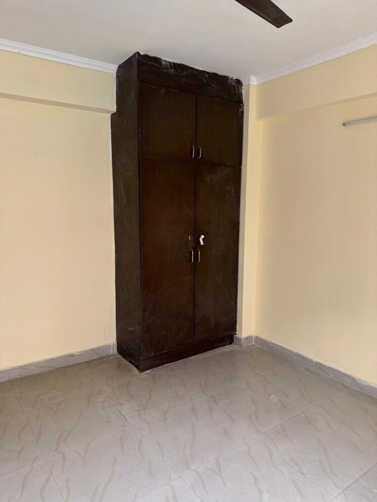 Master Bedroom, gardenia-gateway 3 Bedroom 1700 Sq.Ft. Apartment In Sector 75 Noida 9185390