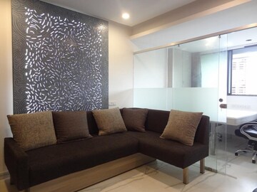 1 BHK Apartment For Rent in Nutan Madhuban Apartment, Worli