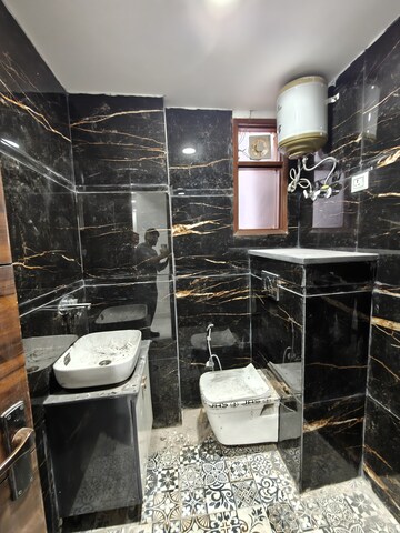 Kitchen in 1 BHK Builder Floor at Chattarpur – for Rent