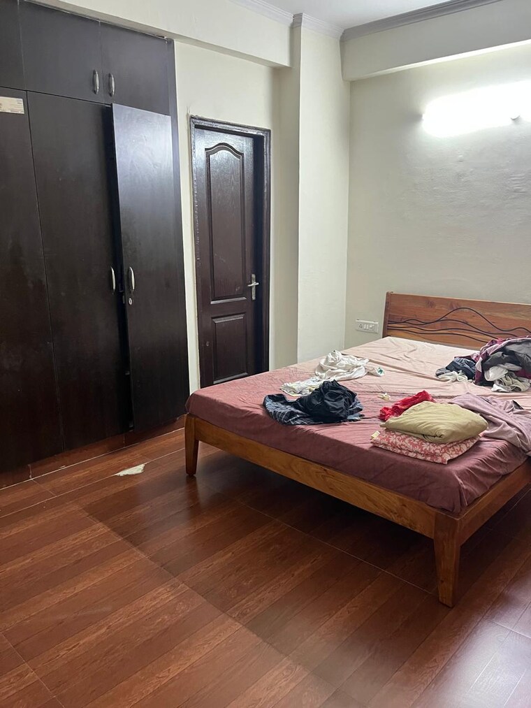 Bedroom, amrapali-silicon-city 3 Bedroom 1545 Sq.Ft. Apartment In Sector 76 Noida 9185402