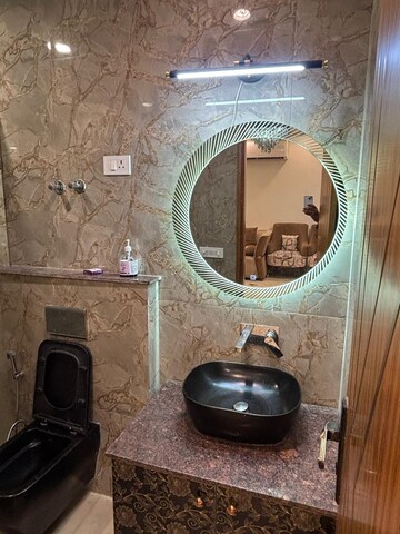 Bathroom in 1 BHK Penthouse at Chattarpur – for Rent