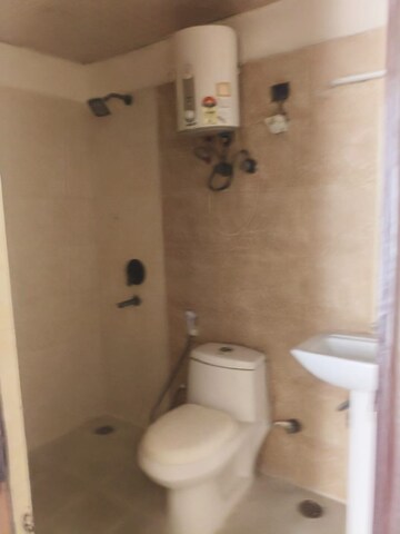 Bathroom in 3 BHK Apartment at Amrapali Silicon City, Sector 76 – for Rent