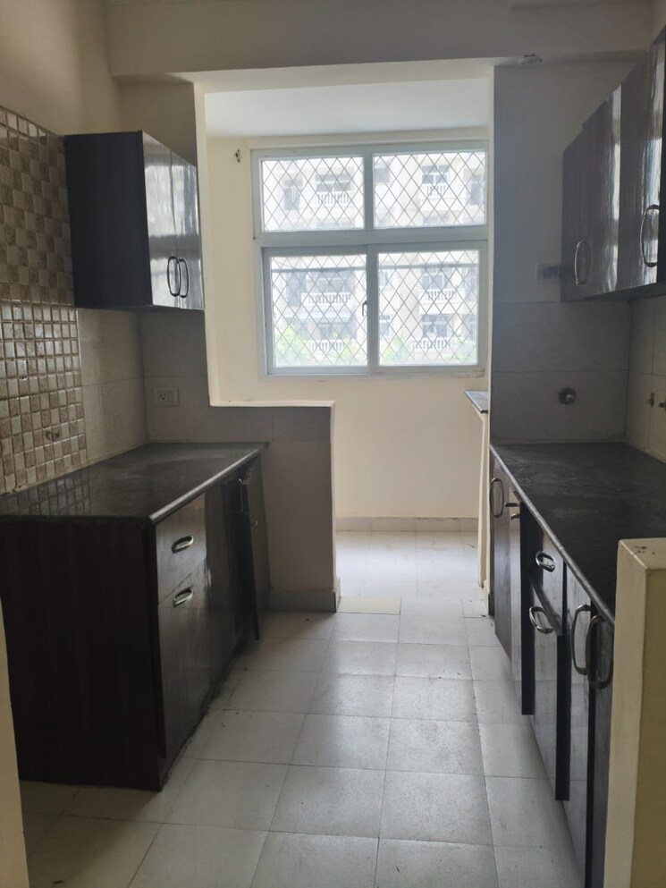 Kitchen, amrapali-silicon-city 3 Bedroom 1420 Sq.Ft. Apartment In Sector 76 Noida 9185410