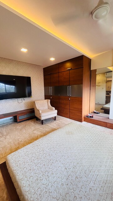 Master Bedroom in 2 BHK Apartment at Sukhada Apartment, Worli – for Rent