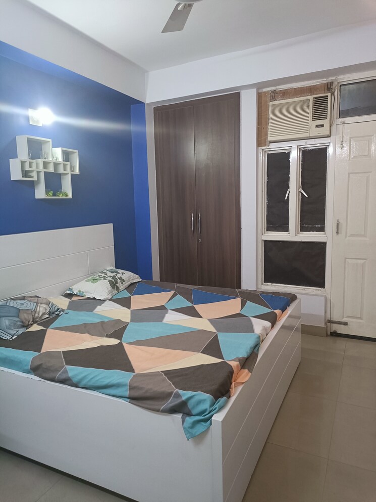 Bedroom, amrapali-silicon-city 2 Bedroom 1180 Sq.Ft. Apartment In Sector 76 Noida 9185415