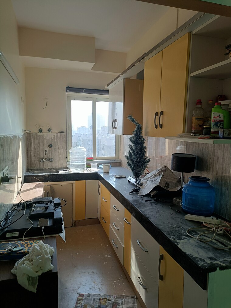 Kitchen, amrapali-silicon-city 2 Bedroom 1180 Sq.Ft. Apartment In Sector 76 Noida 9185420