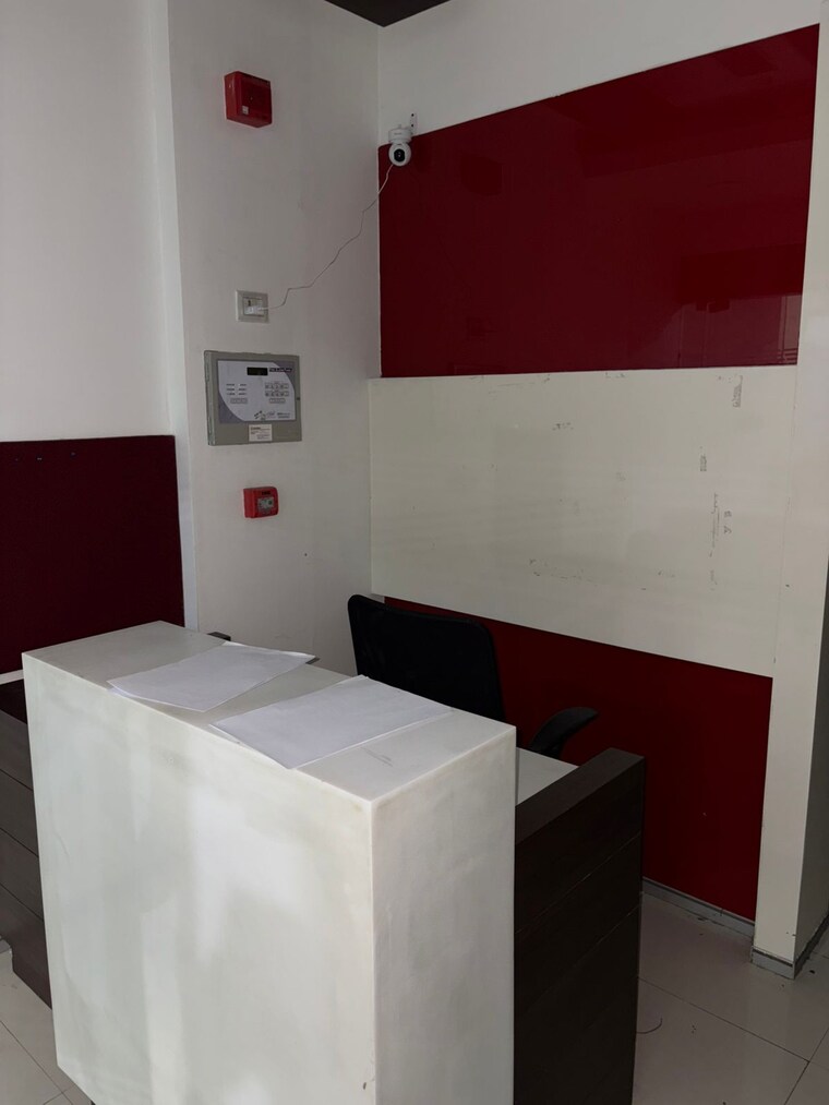 Kitchen, advant-navis-business-park Commercial Office Space 1100 Sq.Ft. In Sector 142 Noida 9185427