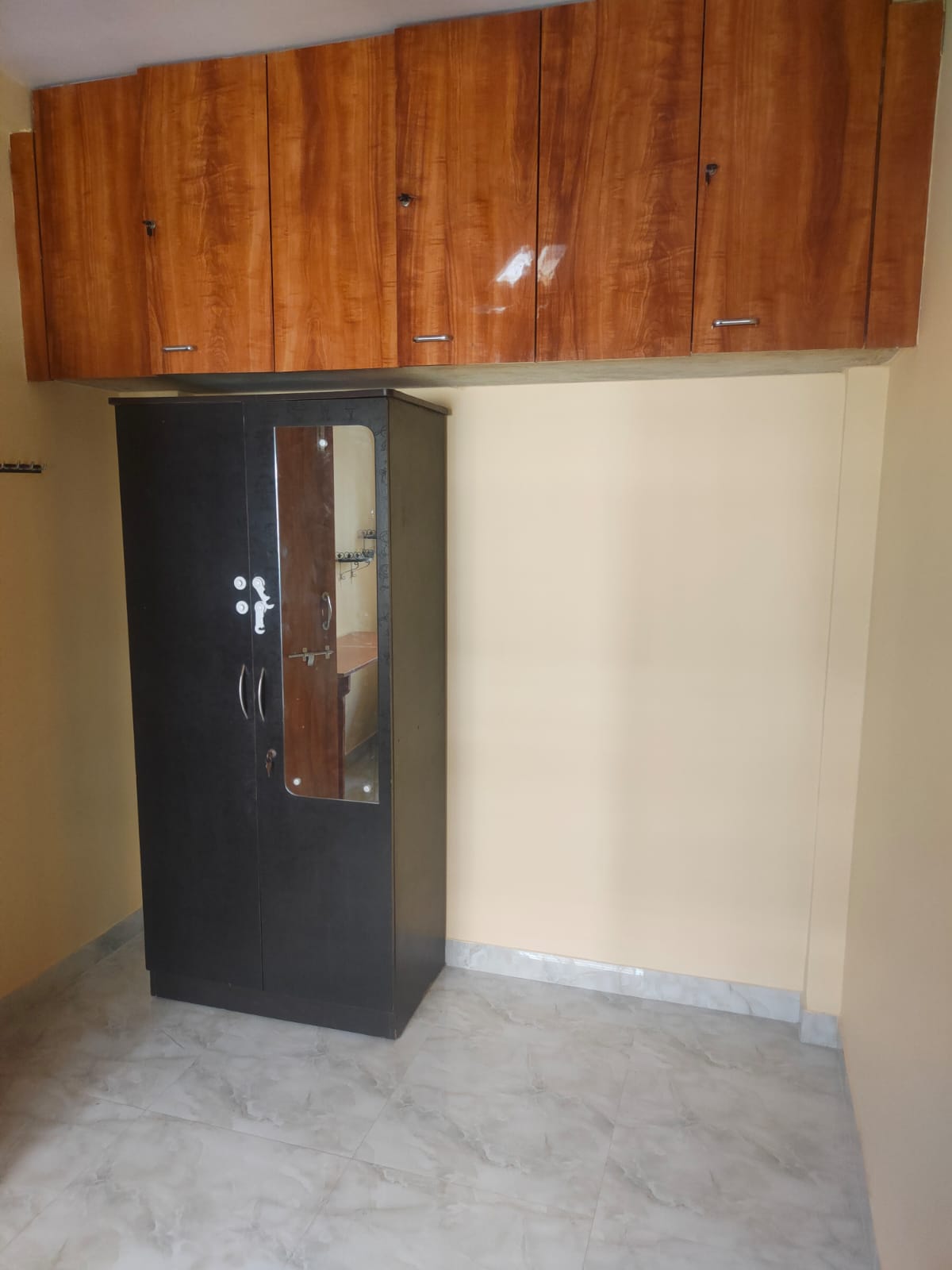 1 BHK Apartment For Rent in Neelganga Apartment