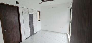 Room in 2 BHK Apartment at Raymond Ten X Vibes, J K Gram – for Rent