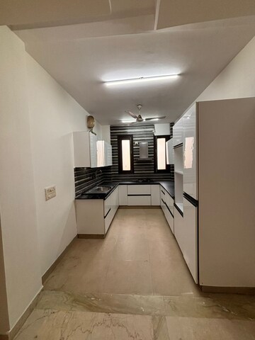 Building Lobby in 4 BHK Builder Floor at Anand Niketan – for Rent