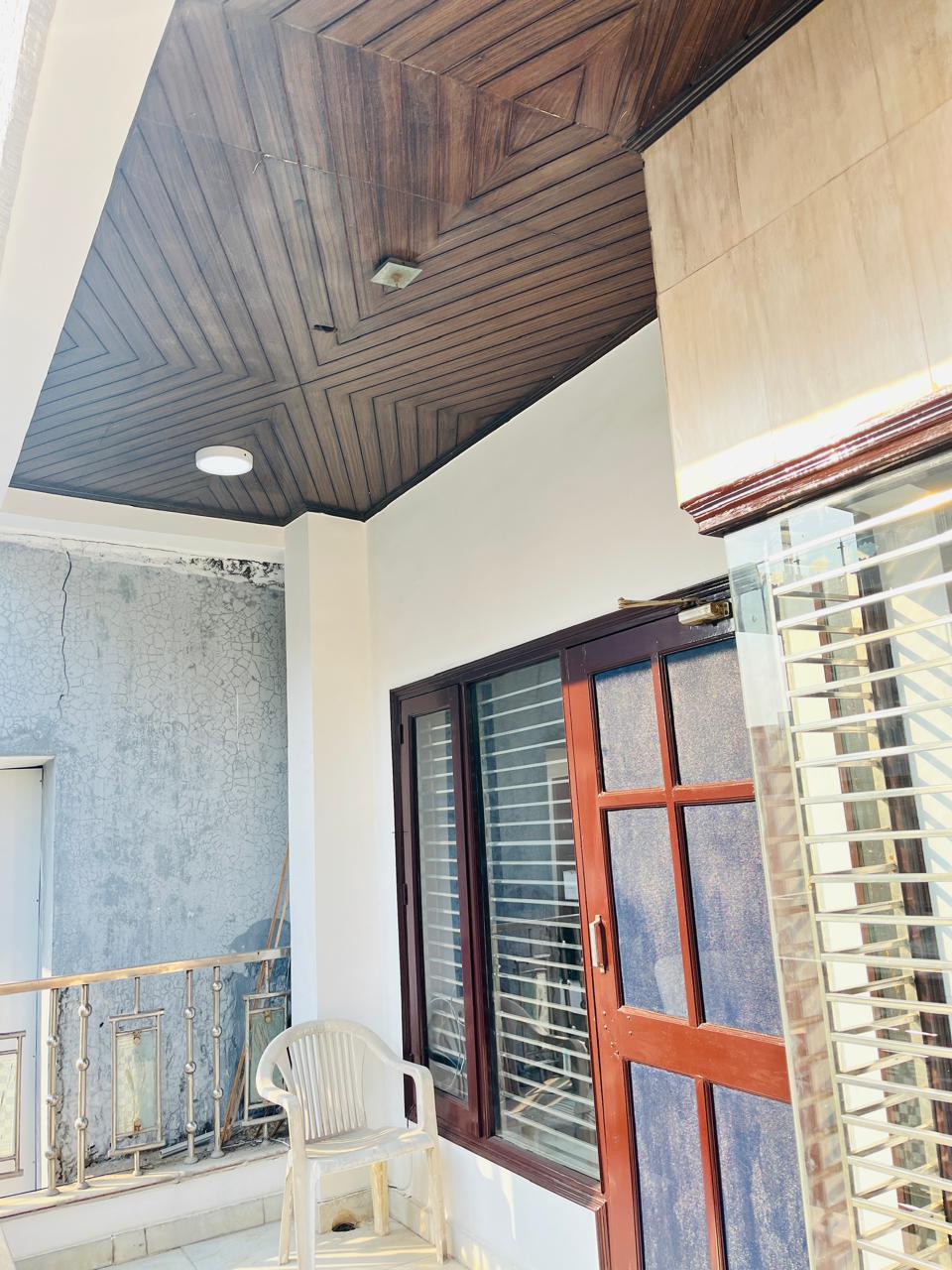 2 BHK Builder Floor For Rent in U Block 