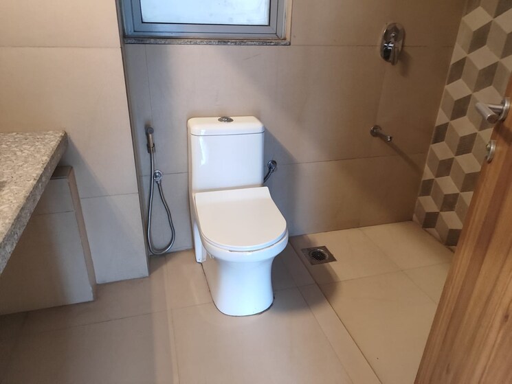 Attached Bathroom, kalpataru-immensa 4 Bedroom 1753 Sq.Ft. Apartment In Kolshet Road Thane 9185450