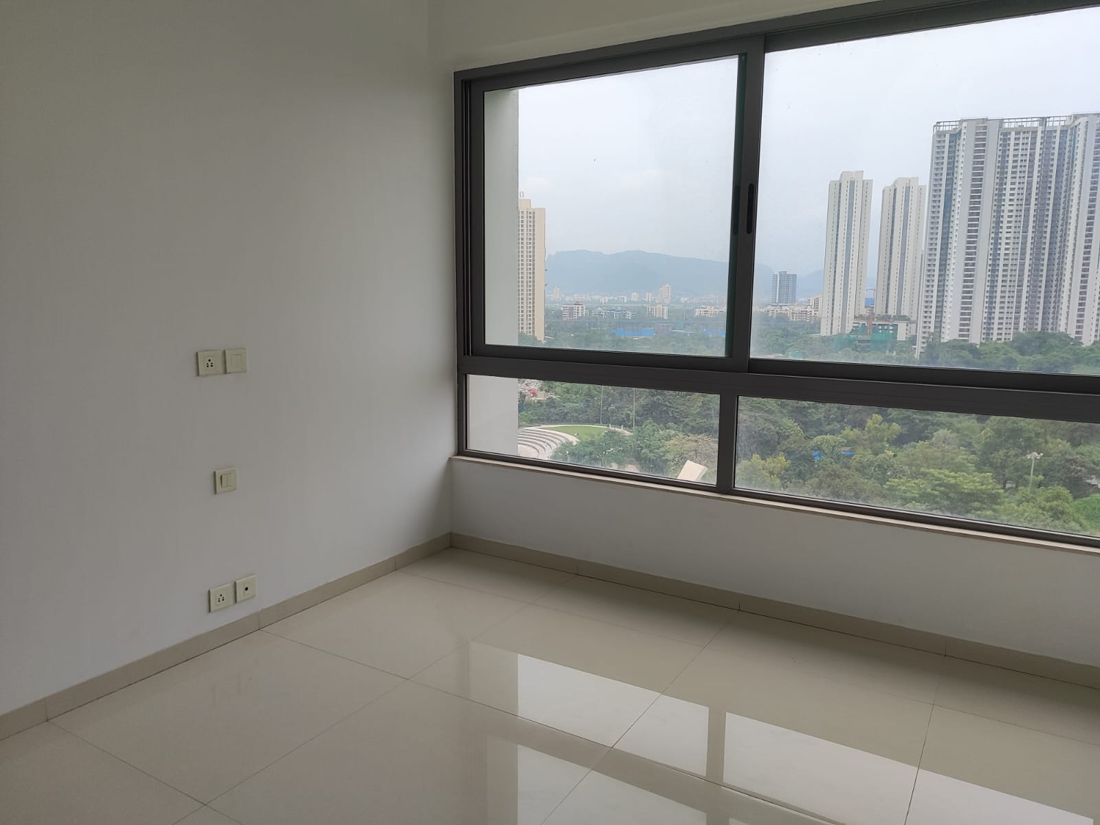 4 BHK Apartment For Sale in Kalpataru Immensa