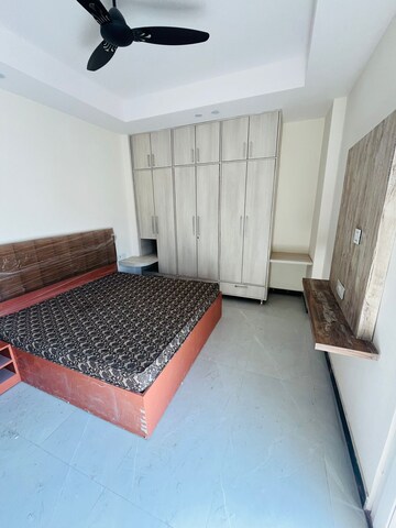 Bedroom in 1 BHK Builder Floor at Sector 38 – for Rent